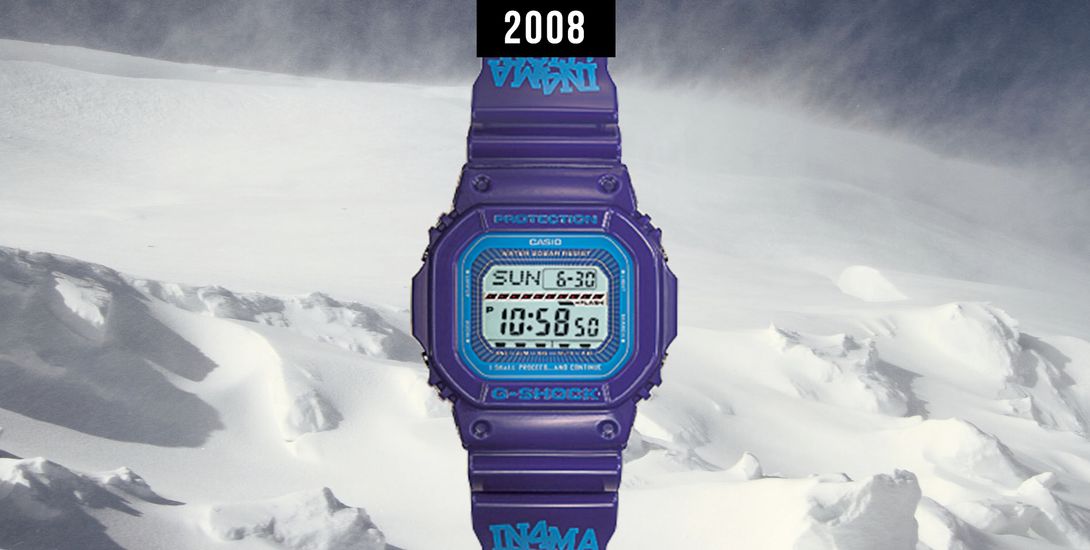 g shock light automatically turns on