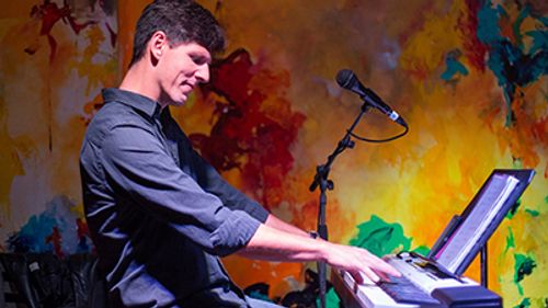 CASIO’S MAY ARTIST SPOTLIGHT: JOSH PAXTON